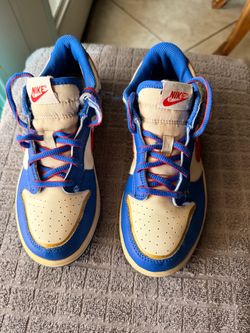 NIKE SIZE 2Y