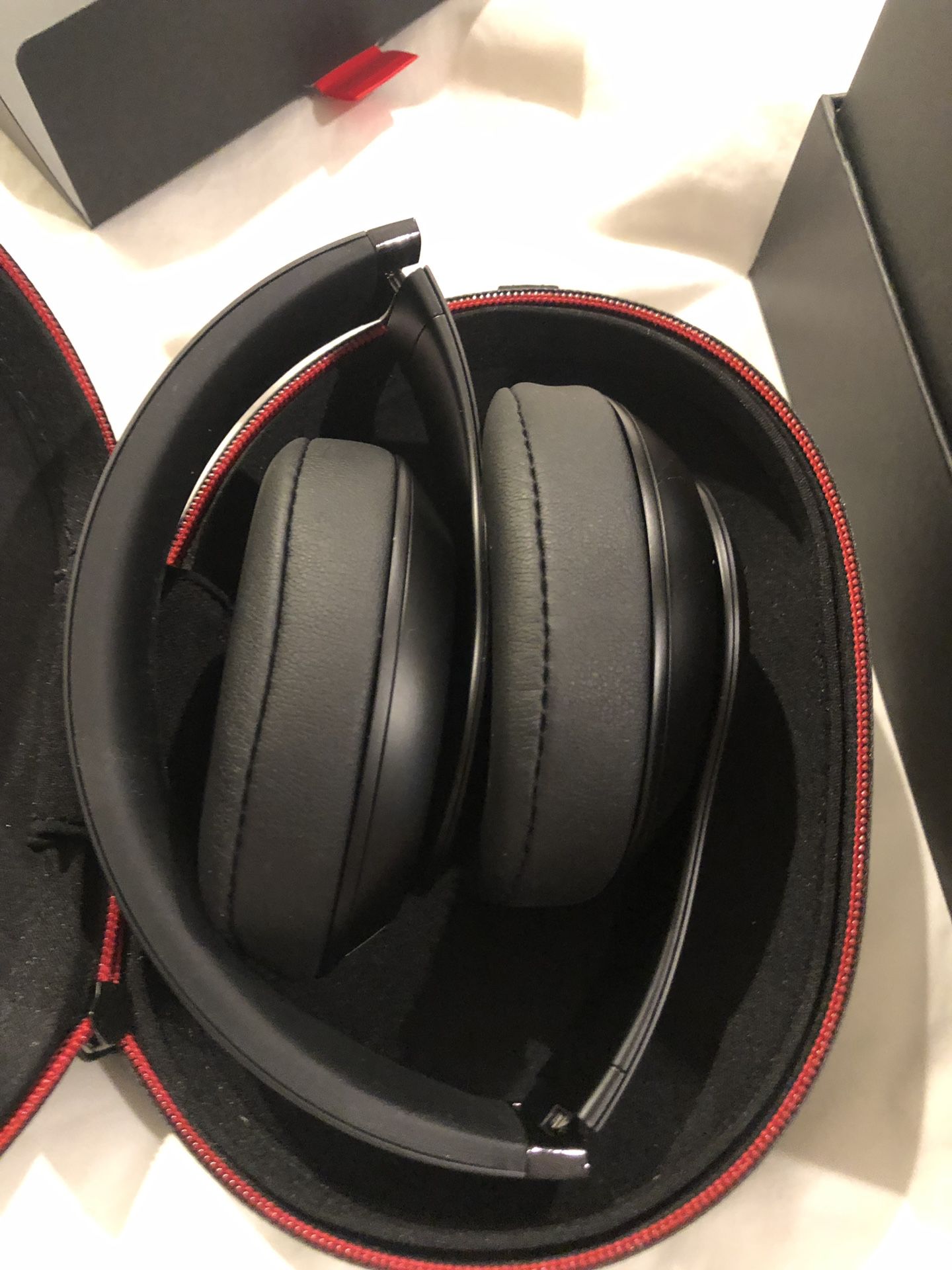 BEATS Headphones by Dr Dre ( N E V E R used )