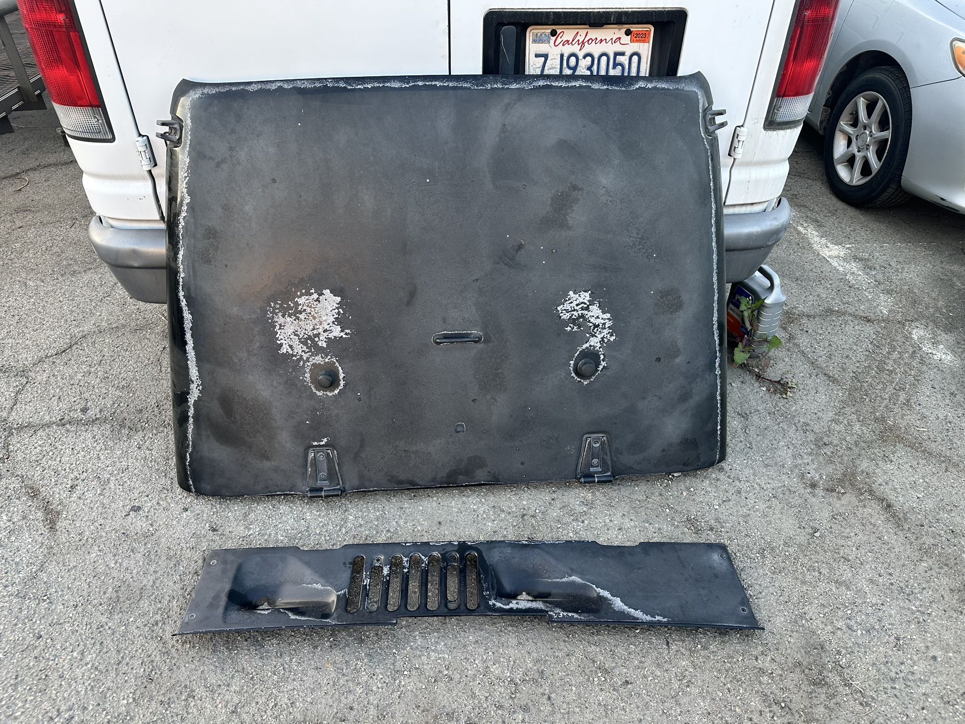 2007 jeep wrangler hood and windshield cowl fits 2007 to 2018no dents very straight  needs paint clear coat came off $90 for both pieces 