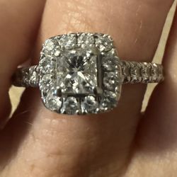 Neil Lane Diamond Ring