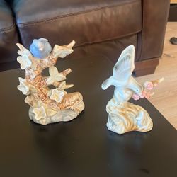 2 Figurines 
