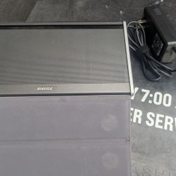 Bose Bluetooth Speaker SoundLink Model 404600