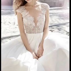 Designer Wedding Dresses! Super Discounted Price Thumbnail