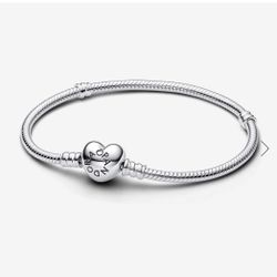Pandora Moments Heart Clasp Snake Chain Bracelet