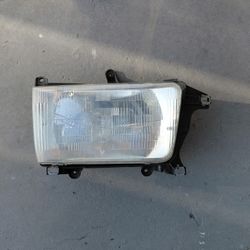 1996 Toyota T100 Headlight 