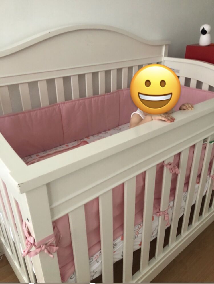 Baby Crib With  Mattress , Crib  Bed And Bomber