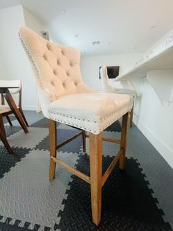 High-end bar chairs (2 sheets)