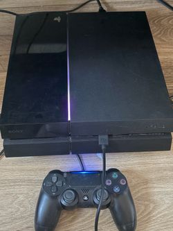 PS4 800gb + controller