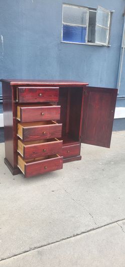 Wooden Wardrobe( Ropero De Madera)