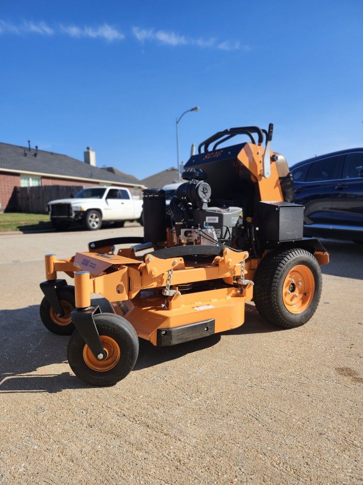 32" Scag V-Ride II, Excellent Condition