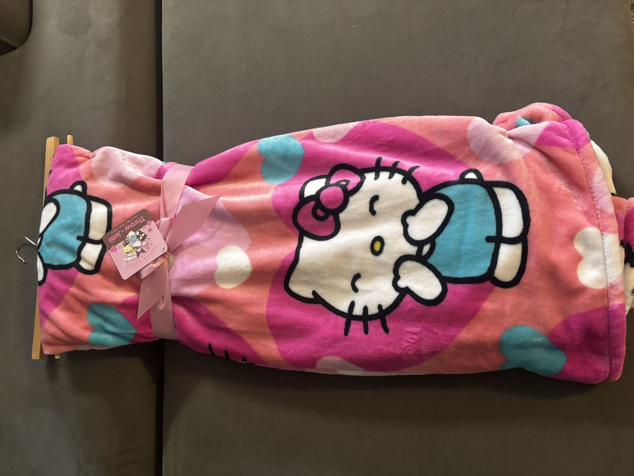 Hello Kitty V-Day Blanket