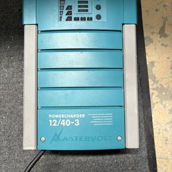Marine battery charger 12/40