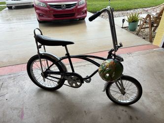 Classic Schwinn stingray boys bike