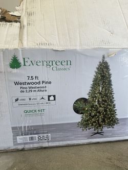 7.5 Prelit Christmas Tree