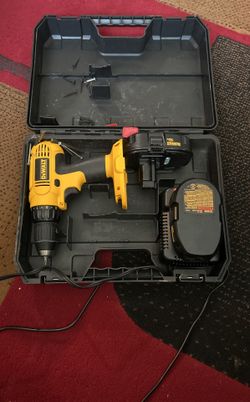 DEWALT 18V Cordless Drill/Driver