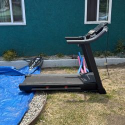 Pro-form Treadmill 