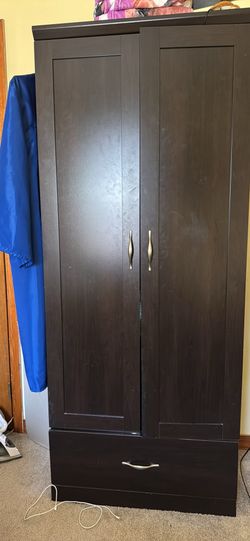 Armoire