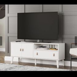 Tv Stand By Ashley’s Furniture