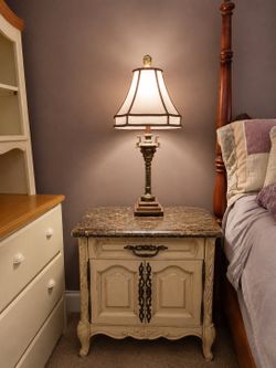 2 Marble Top Elegant Traditional Nightstands