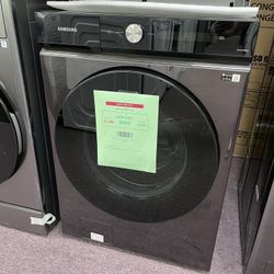 Washer Samsung 27’ Black New Scratch And Dents, Front Load