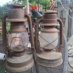 2 Vintage lamps