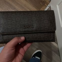 Guess Wallet