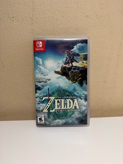 The Legend of Zelda Tears of the Kingdom Nintendo Switch w/ Case