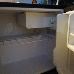 Mini Fridge Black