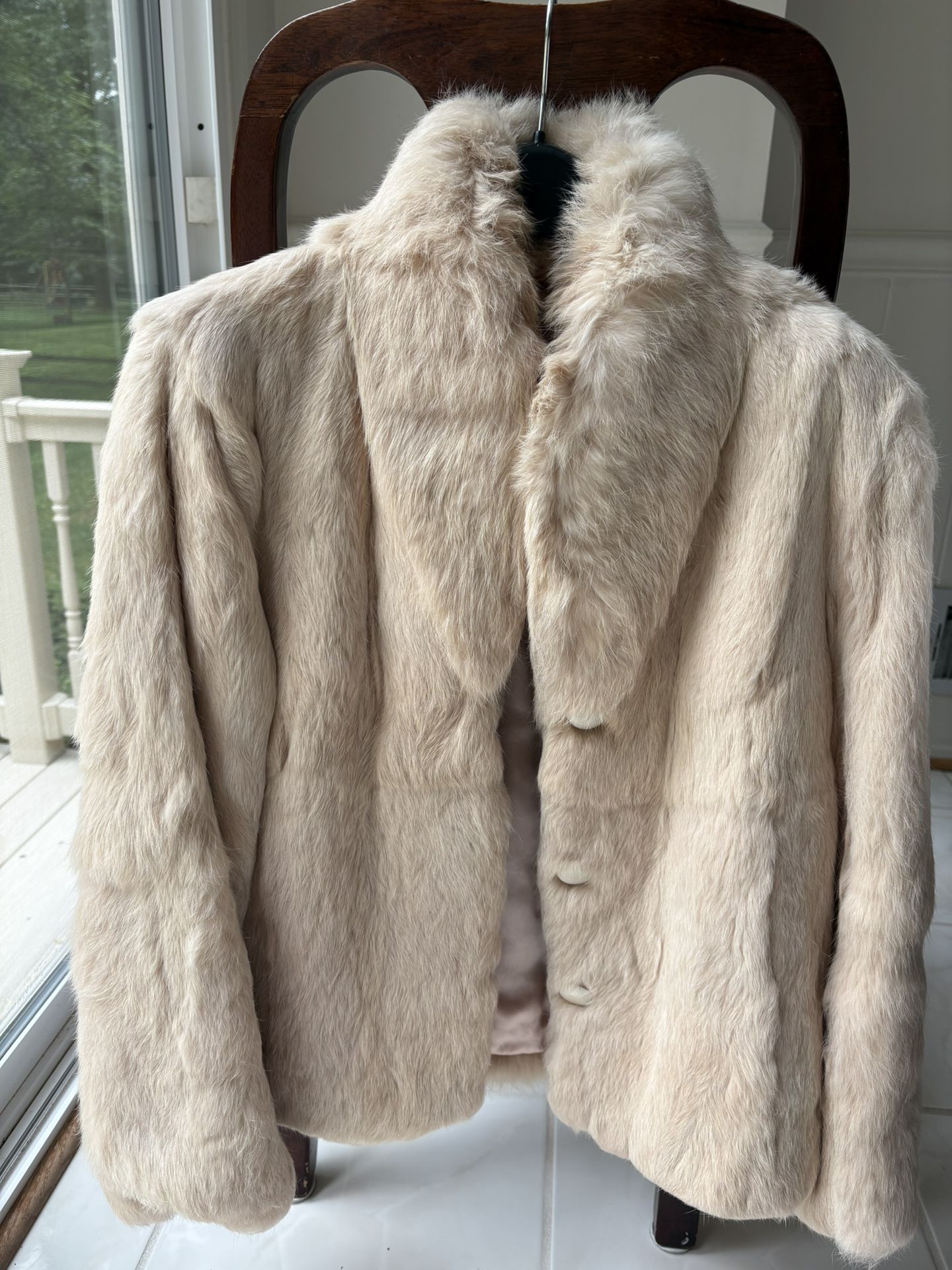 Women’s Small Crème Colored Rabbit’s Coat