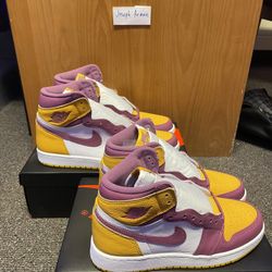 Jordan 1 Retro High Brotherhood size 11 and 5.5Y Brand New