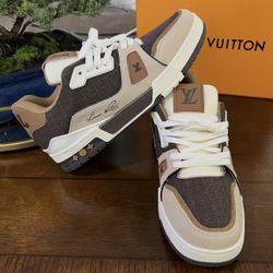 New LV Men’s Shoes.