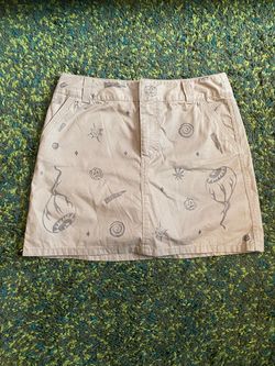 tattooed skort