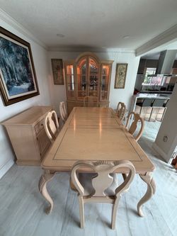 Dining room set Stanley