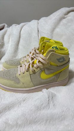 Jordan 1 Zoom CMFT 2 “Citron Tint” – W8.5 – Clean – No Box