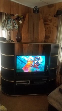 Entertainment center