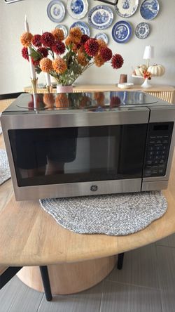 GE Countertop Microwave