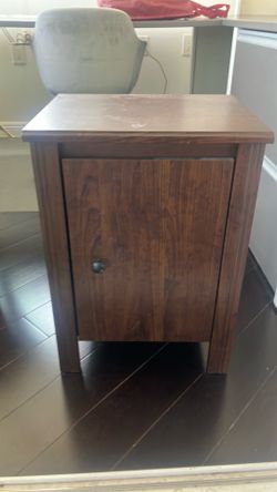 Bedside table