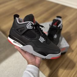 Jordan 4 Bred Reimagined Size 9