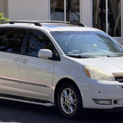 2004 Toyota Sienna