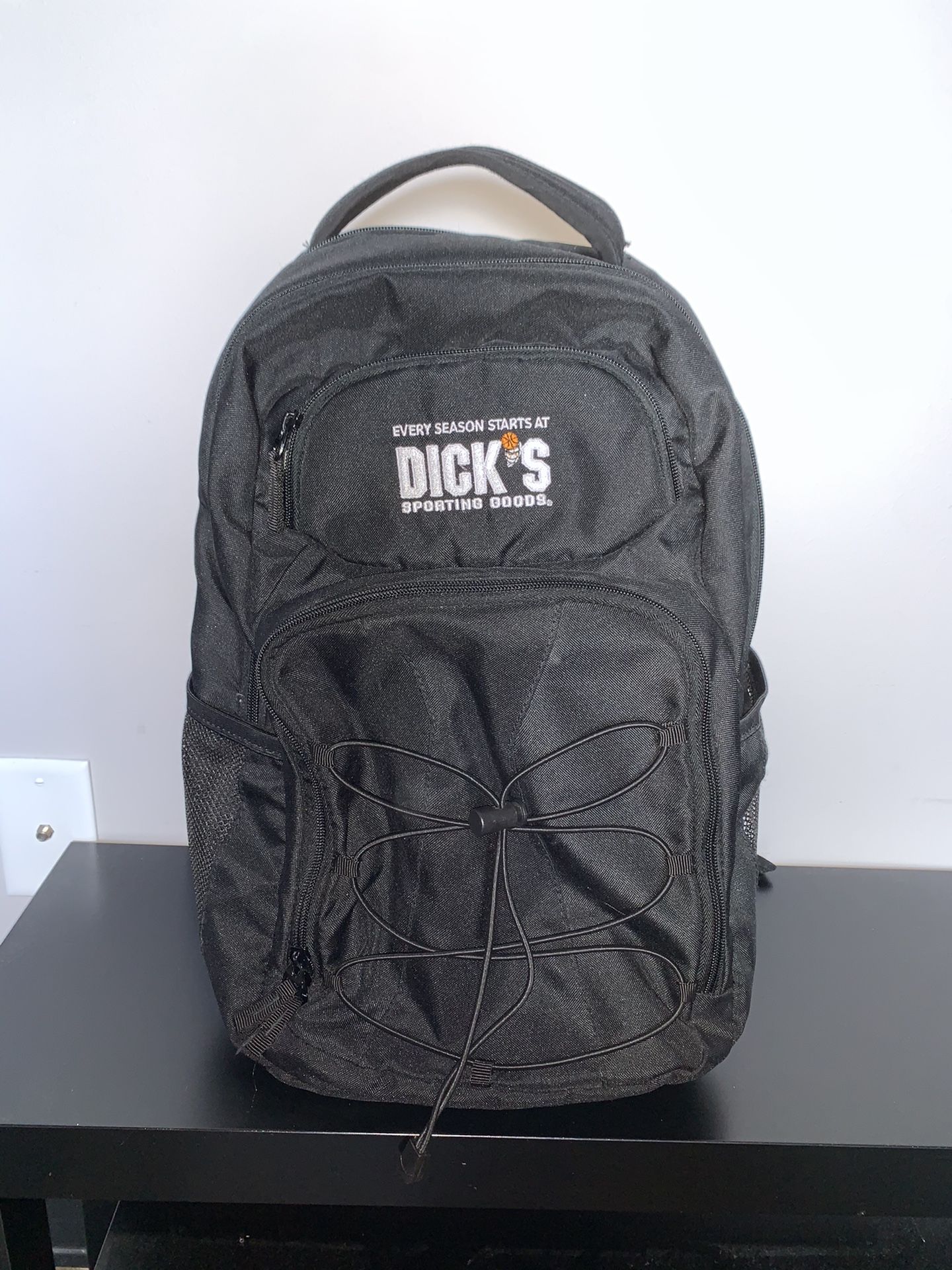 DICK’S Sporting Goods Unisex Backpack 🎒