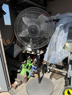 Fan (standing)Lasko Pedestal