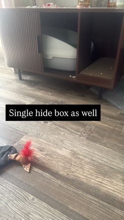 Hideaway litter boxes
