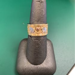 14k Gold Ring 2.4g Size 8