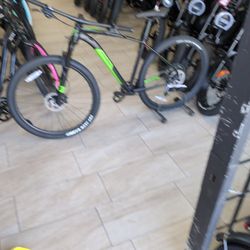 29-inch Mountain Bike Eleven M .1 10