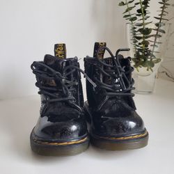 Dr. Marten's Toddler Glitter Boot, Size 4