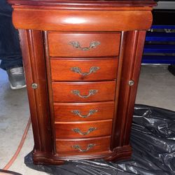 jewelry armoire / box