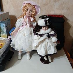 Dolls fairly new