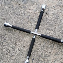 4 Way Lug Wrenck