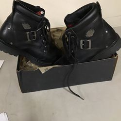 New Halley Davidson Boots Size 10