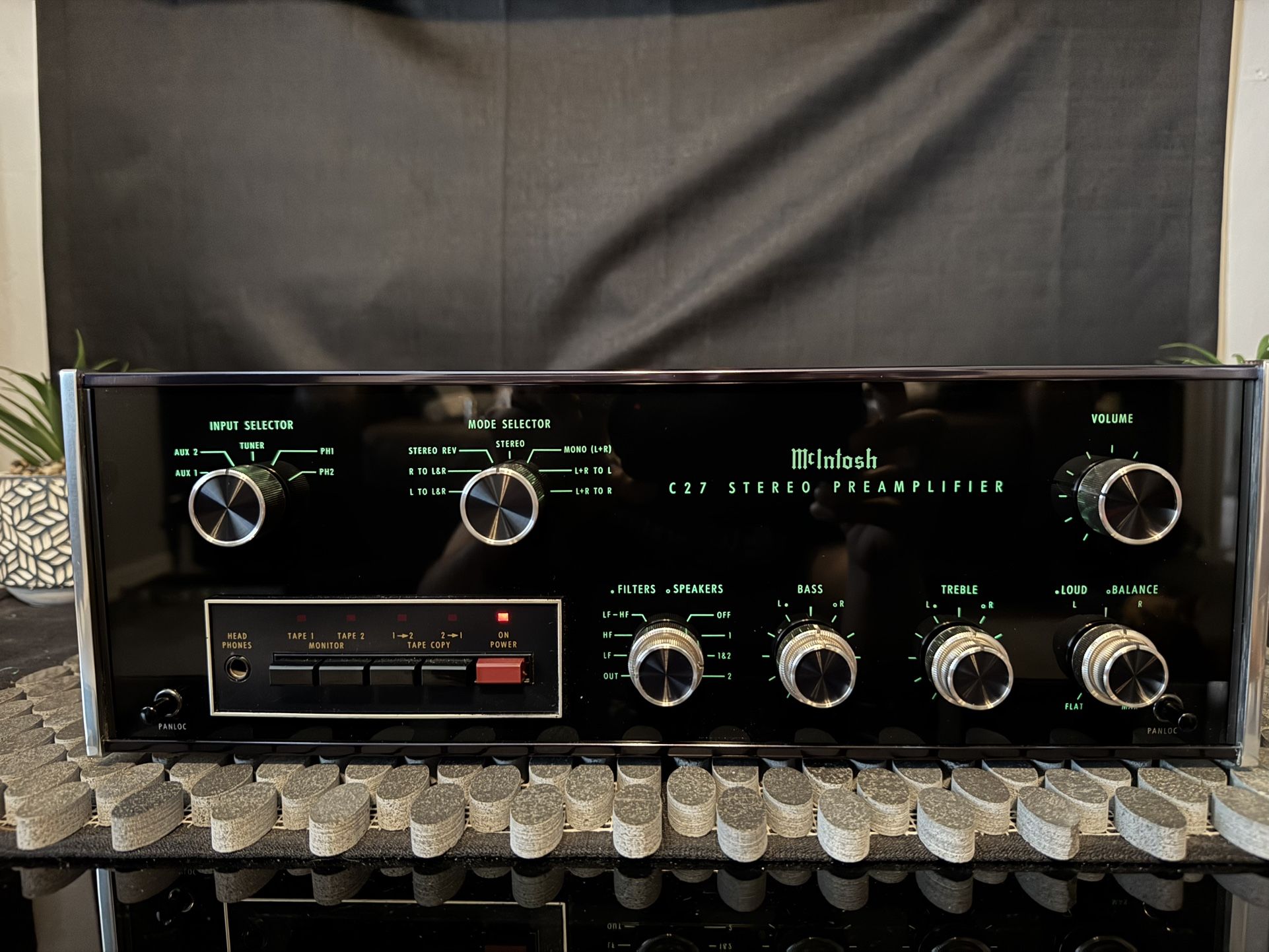 McIntosh C27 Preamplifier (Very Clean)